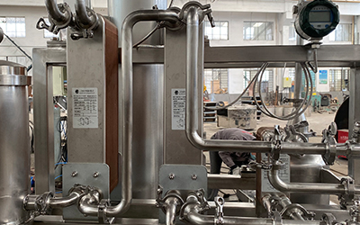 Evaporatore a film cadente su scala di laboratorio per il recupero dell'etanolo dettaglio - Scambiatore di calore ad alta efficienza di condensazione, migliora l'efficienza del trasferimento di calore.
